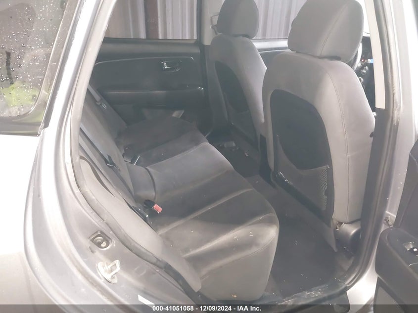 2010 HYUNDAI ELANTRA VIN: KMHDU4AD9AU195780