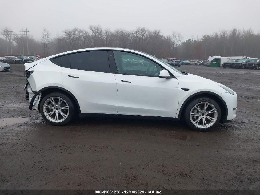 2021 Tesla Model Y Long Range Dual Motor All-Wheel Drive VIN: 5YJYGDEE8MF300242 Lot: 41051238