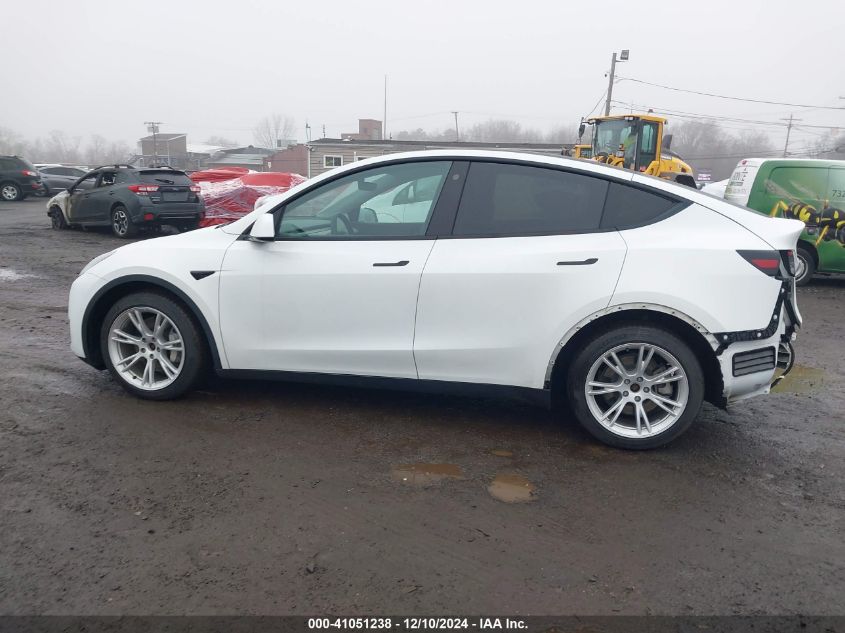 2021 Tesla Model Y Long Range Dual Motor All-Wheel Drive VIN: 5YJYGDEE8MF300242 Lot: 41051238