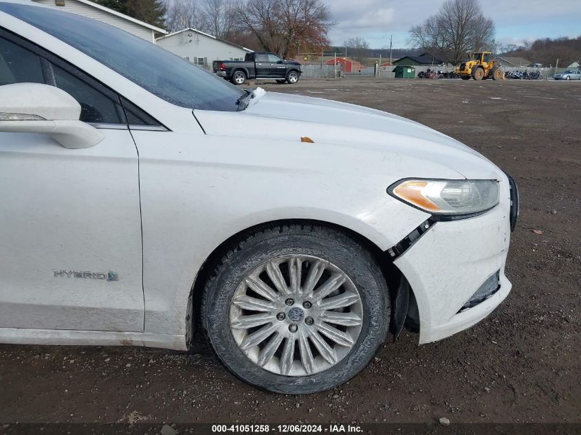 VIN 3FA6P0LUXGR349056 2016 FORD FUSION HYBRID no.13