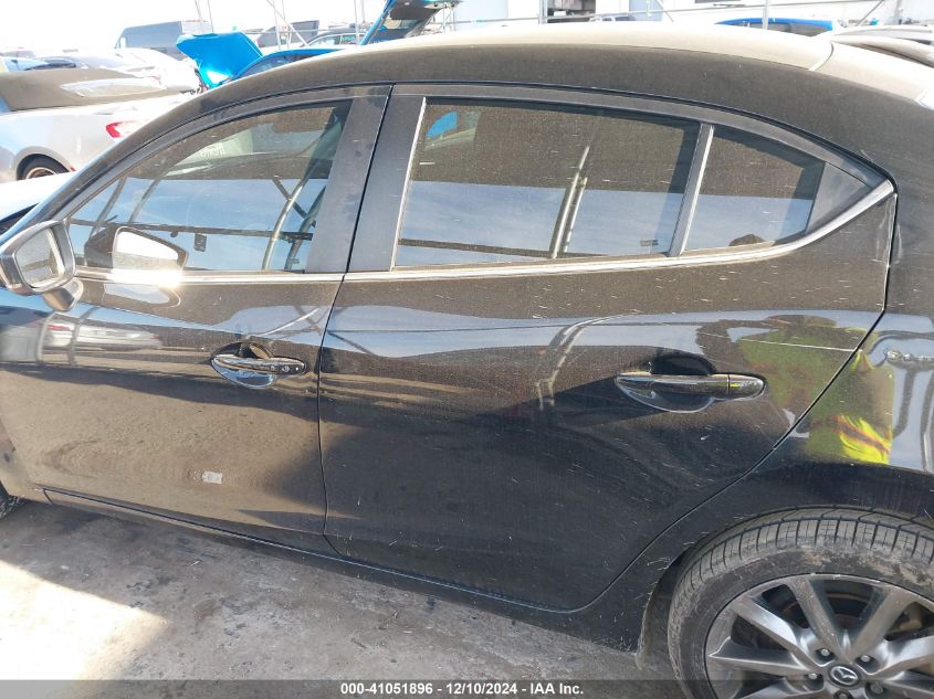 VIN 3MZBN1V31JM240852 2018 Mazda 3, Touring no.14