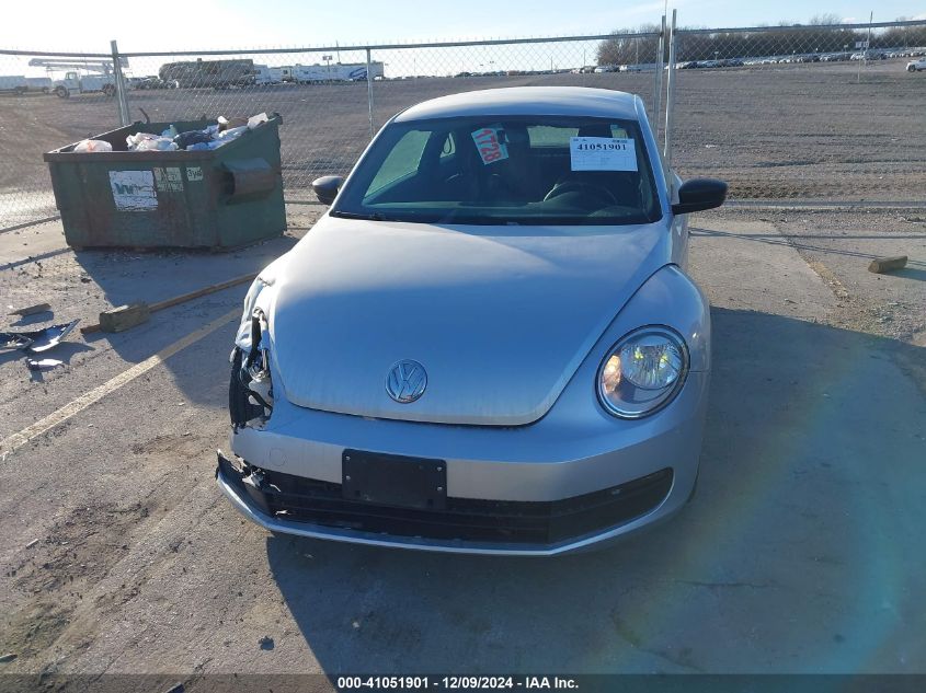 VIN 3VWF17AT8EM640628 2014 VOLKSWAGEN BEETLE no.13