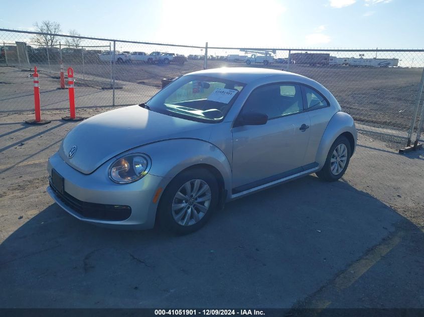 VIN 3VWF17AT8EM640628 2014 VOLKSWAGEN BEETLE no.2