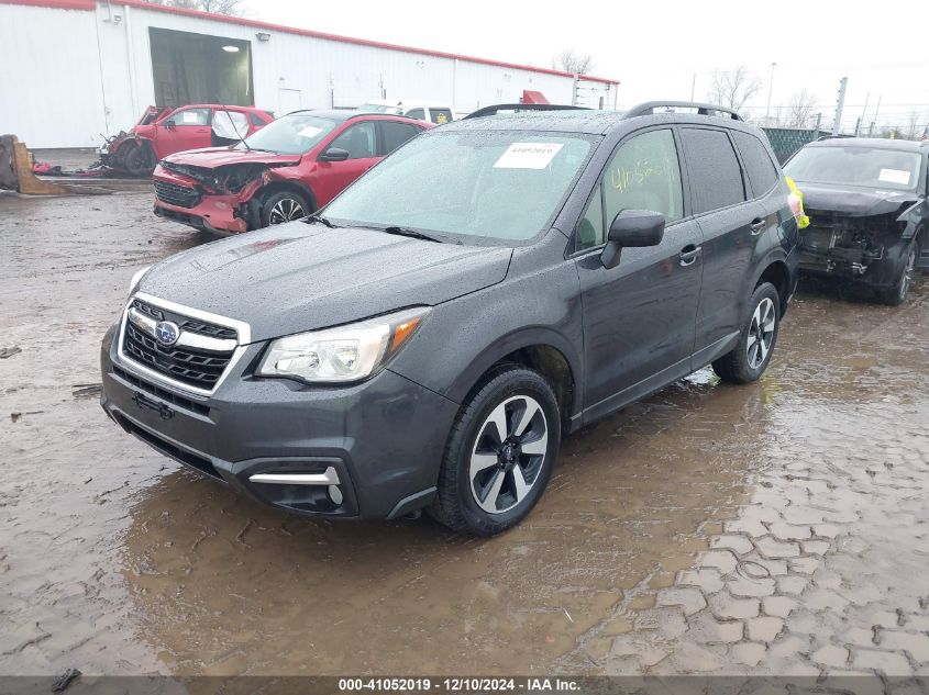 VIN JF2SJAECXJH462679 2018 SUBARU FORESTER no.2