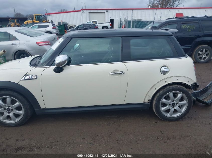 2008 Mini Cooper S VIN: WMWMF73548TV34920 Lot: 41052144