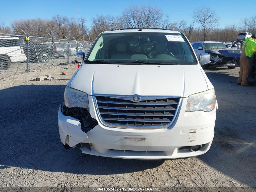 2008 Chrysler Town & Country Touring VIN: 2A8HR54P18R684905 Lot: 41052432