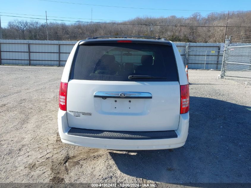 2008 Chrysler Town & Country Touring VIN: 2A8HR54P18R684905 Lot: 41052432