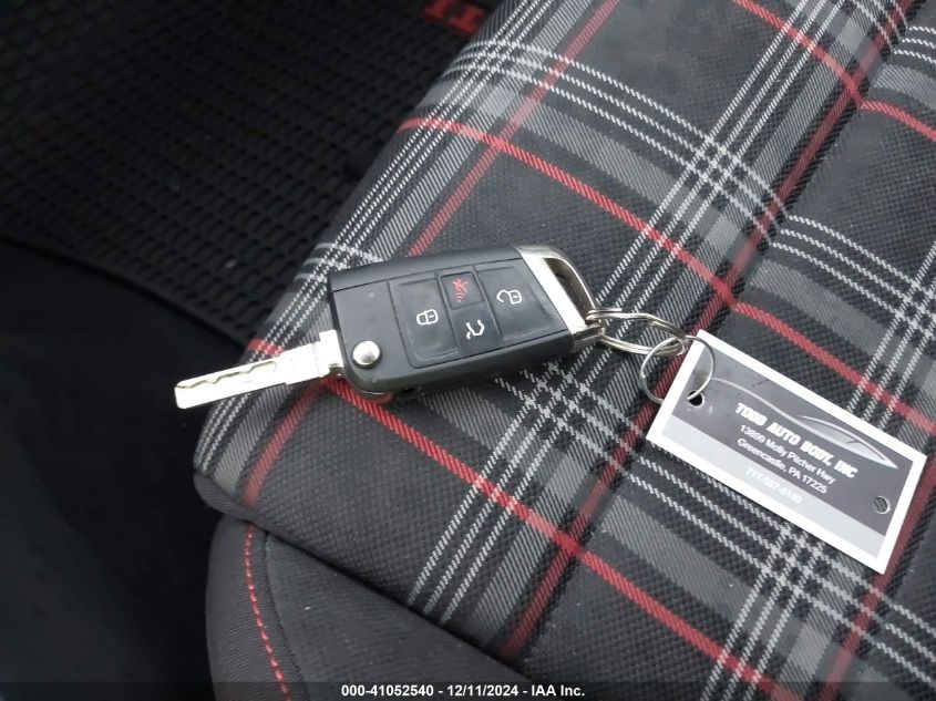 2015 VOLKSWAGEN GOLF GTI 2.0T S 4-DOOR - 3VW5T7AU1FM068205