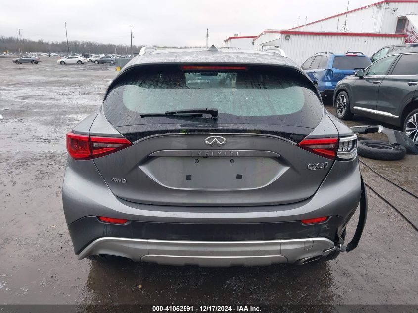 VIN SJKCH5CR4JA058960 2018 INFINITI QX30 no.17