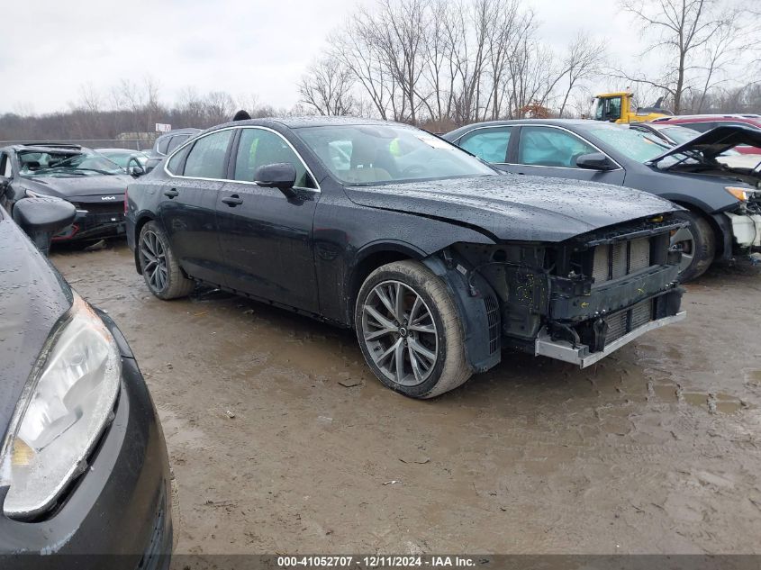 VIN YV1A22MK4H1015784 2017 Volvo S90, T6 Momentum no.1