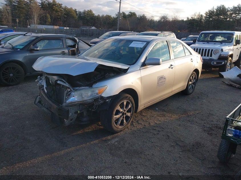 2010 TOYOTA CAMRY auction photo 2