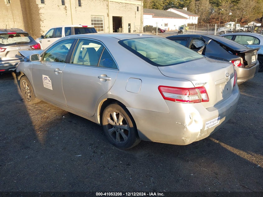 2010 TOYOTA CAMRY auction photo 3