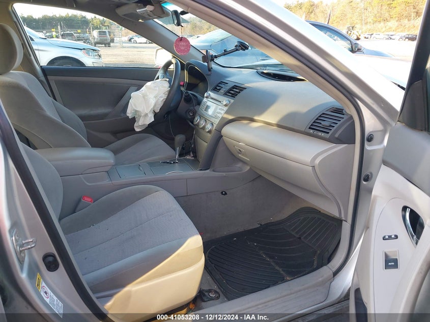 2010 TOYOTA CAMRY auction photo 5