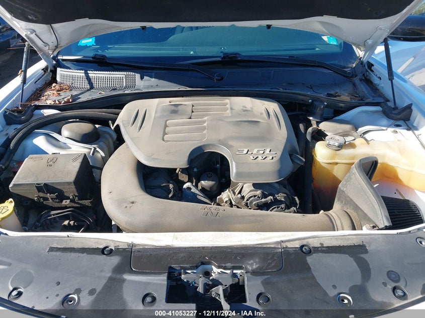 2018 DODGE CHARGER VIN: 2C3CDXBG8JH121543