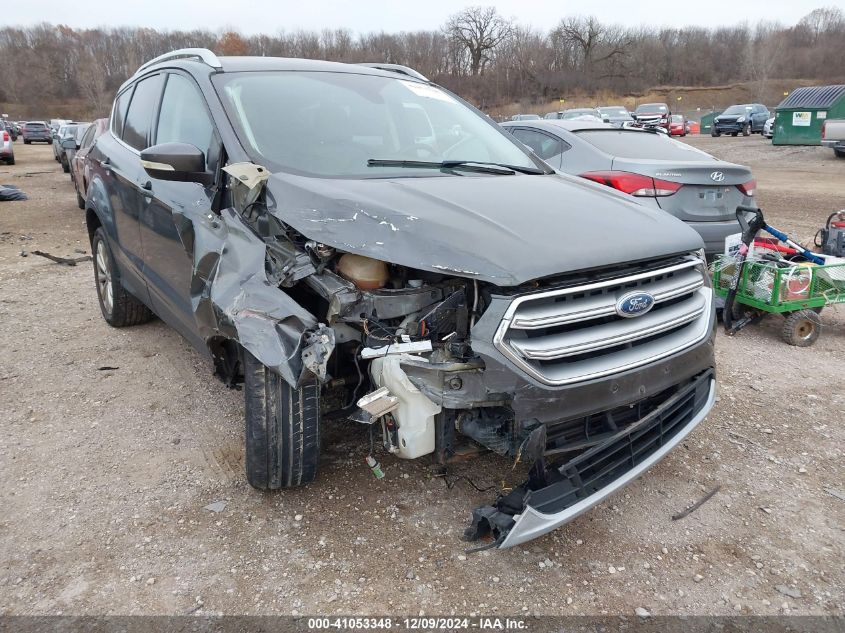 VIN 1FMCU0J91HUC82454 2017 FORD ESCAPE no.1