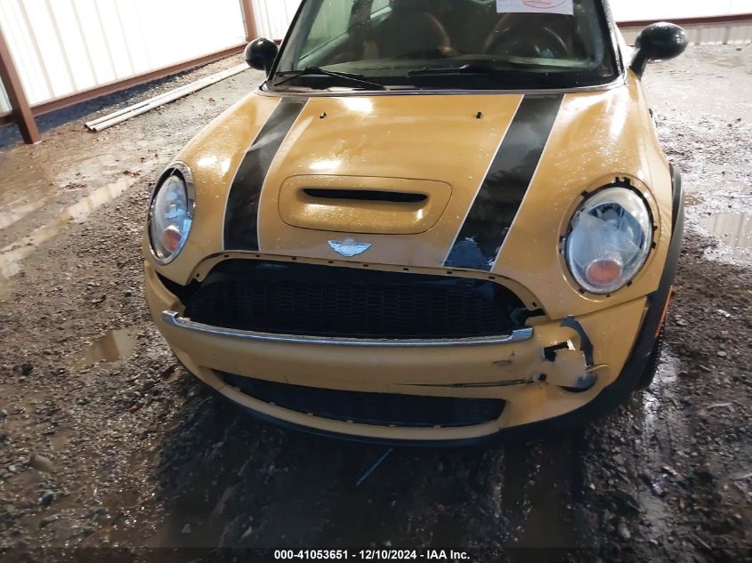 2008 Mini Cooper S VIN: WMWMF73508TV38303 Lot: 41053651