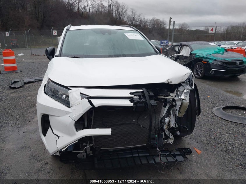 VIN 2T3H1RFV9KC019377 2019 TOYOTA RAV4 LE