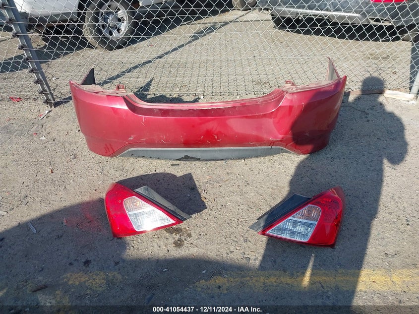 2019 NISSAN VERSA 1.6 SV - 3N1CN7AP1KL829123