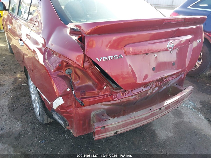 2019 NISSAN VERSA 1.6 SV - 3N1CN7AP1KL829123