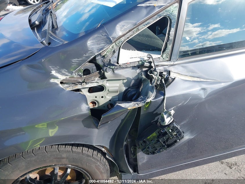 2015 TOYOTA PRIUS TWO - JTDKN3DU8F0464199