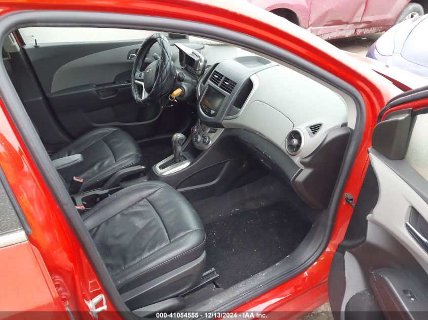 VIN 1G1JE6SB8D4104413 2013 Chevrolet Sonic, Ltz Auto no.5