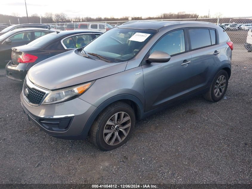 VIN KNDPBCAC7G7863298 2016 KIA Sportage, LX no.2