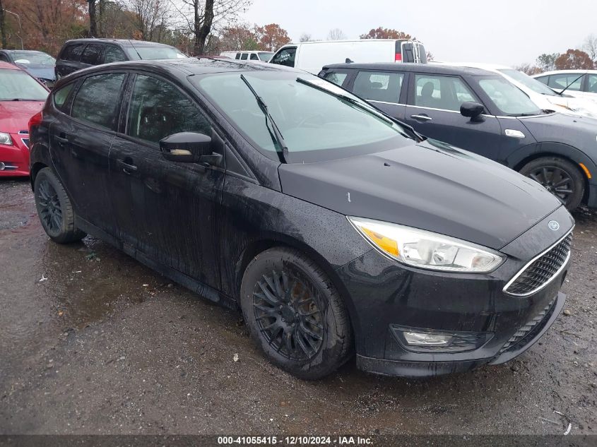 VIN 1FADP3K2XFL277703 2015 Ford Focus, SE no.1