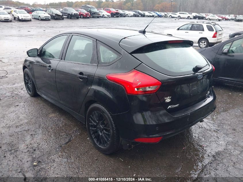 VIN 1FADP3K2XFL277703 2015 Ford Focus, SE no.3