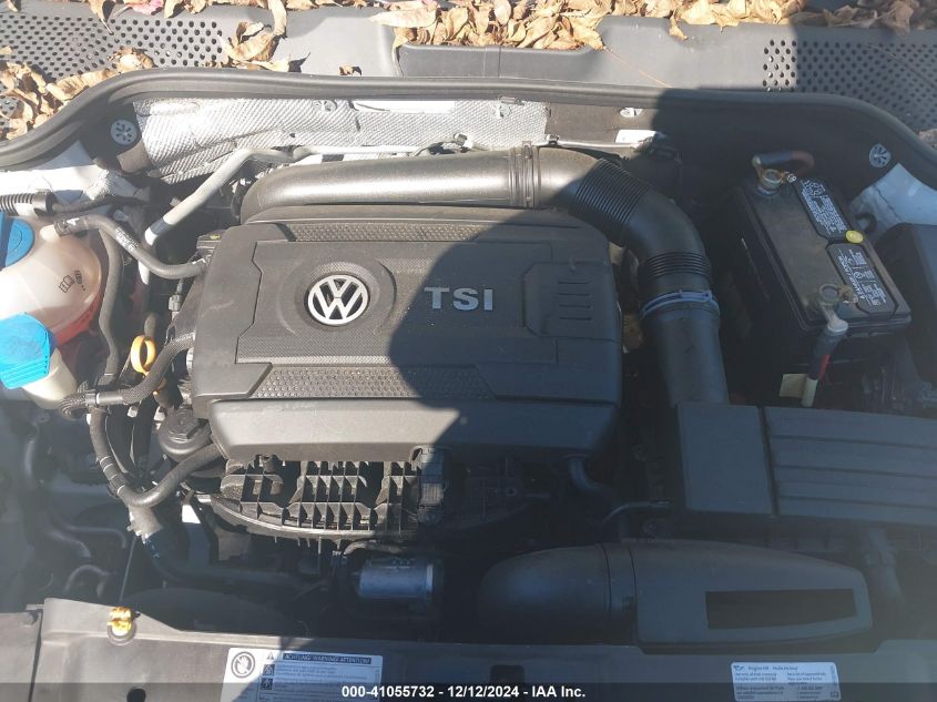 VIN 3VW517AT0HM806009 2017 VOLKSWAGEN BEETLE no.10