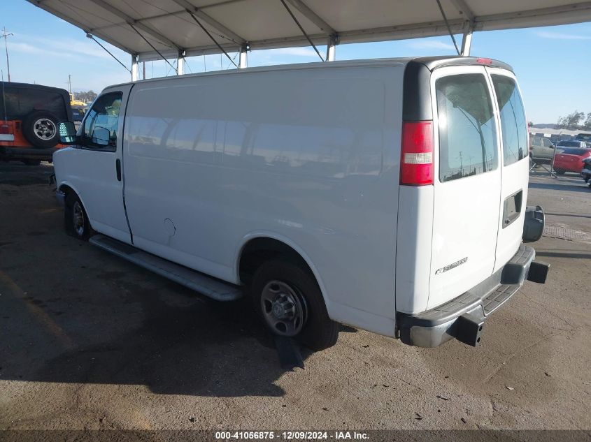 VIN 1GCWGAFG8J1904335 2018 CHEVROLET EXPRESS 2500 no.3