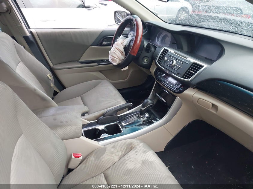 2016 HONDA ACCORD VIN: 1HGCR2F31GA117494