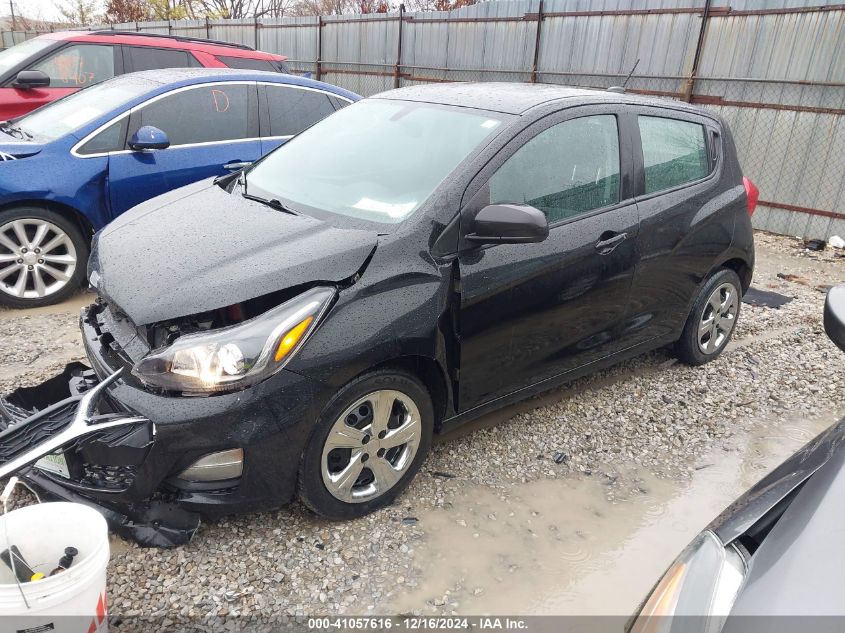 VIN KL8CB6SA9KC731942 2019 CHEVROLET SPARK no.2