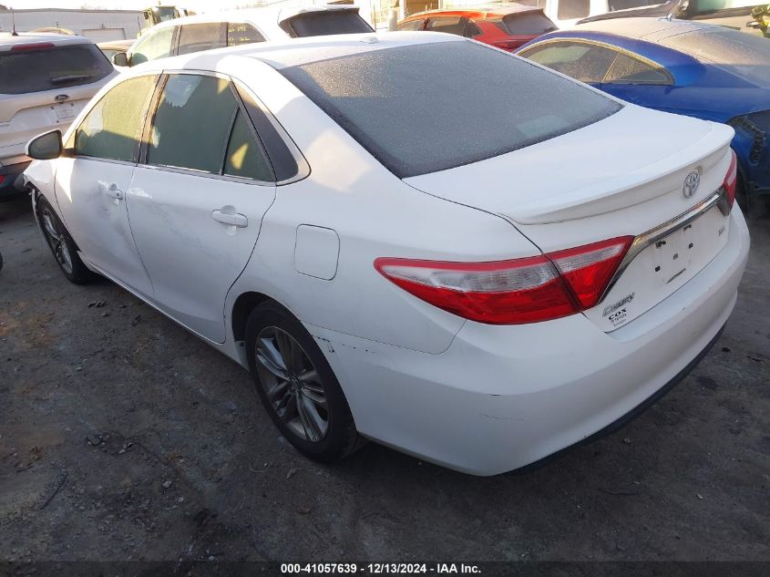 VIN 4T1BF1FK3GU191255 2016 Toyota Camry, SE no.3