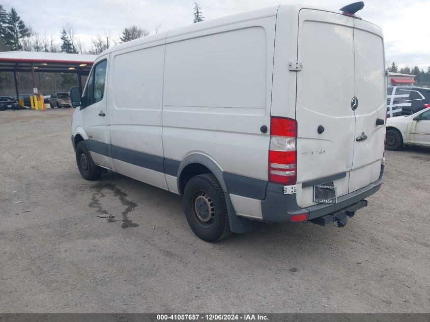 VIN WD3PE7DD4GP242081 2016 Mercedes-Benz Sprinter 2... no.3