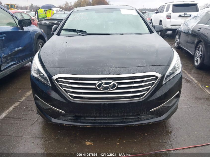 2017 HYUNDAI SONATA SE - 5NPE24AF9HH568396