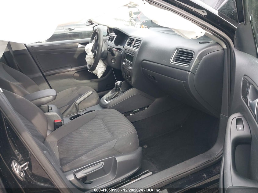 2014 VOLKSWAGEN JETTA VIN: 3VW2K7AJ5EM404321