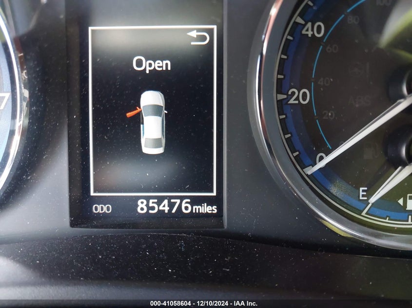 2017 TOYOTA COROLLA VIN: 5YFBURHEXHP728122