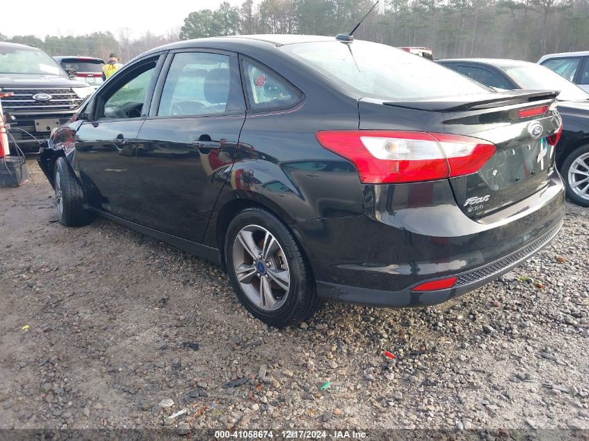 VIN 1FADP3F24EL329500 2014 Ford Focus, SE no.3