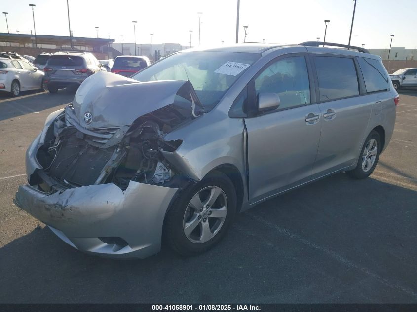 VIN 5TDKZ3DC4HS896641 2017 Toyota Sienna, Le 8 Pass... no.2