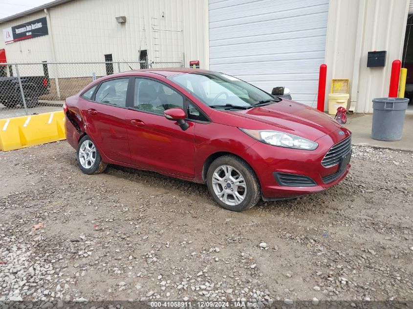 VIN 3FADP4BJ4FM135441 2015 Ford Fiesta, SE no.1