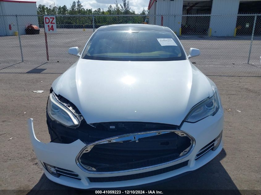 2013 Tesla Model S Performance VIN: 5YJSA1CP0DFP07126 Lot: 41059223