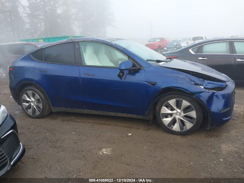 2021 Tesla Model Y Long Range Dual Motor All-Wheel Drive VIN: 5YJYGAEE1MF216147 Lot: 41059522