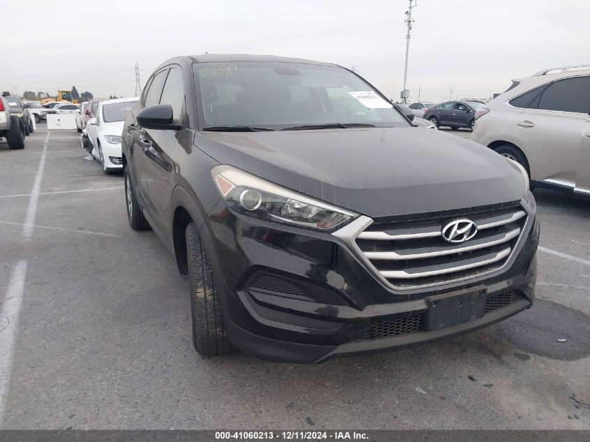 VIN KM8J23A45HU488699 2017 Hyundai Tucson, SE no.1