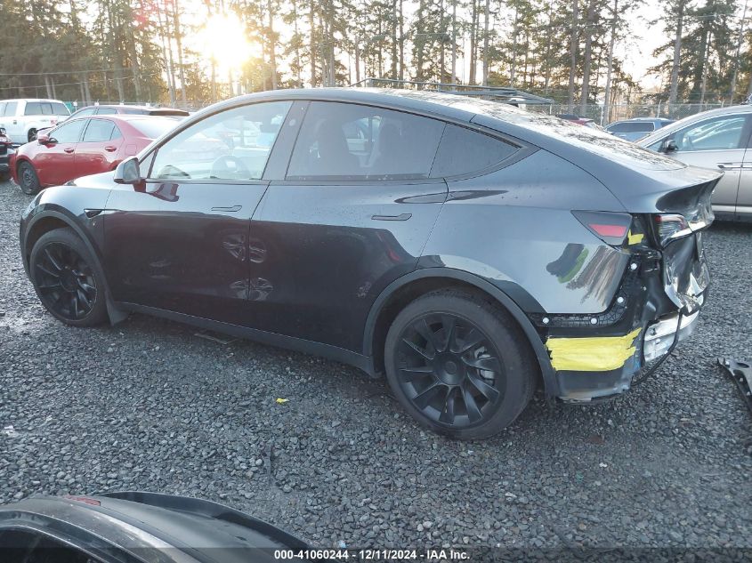 2024 Tesla Model Y Long Range Dual Motor All-Wheel Drive VIN: 7SAYGDEE9RF014197 Lot: 41060244