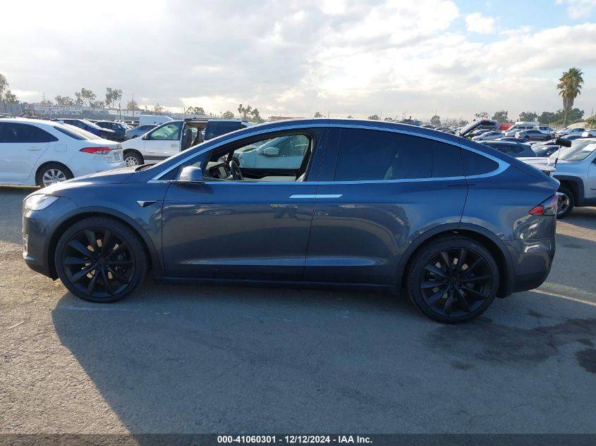 2020 Tesla Model X Long Range Dual Motor All-Wheel Drive/Long Range Plus Dual Motor All-Wheel Drive VIN: 5YJXCAE2XLF261762 Lot: 41060301