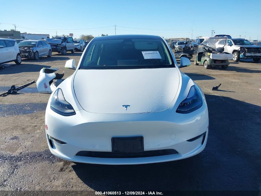 2022 Tesla Model Y Performance Dual Motor All-Wheel Drive VIN: 7SAYGDEF0NF390807 Lot: 41060513