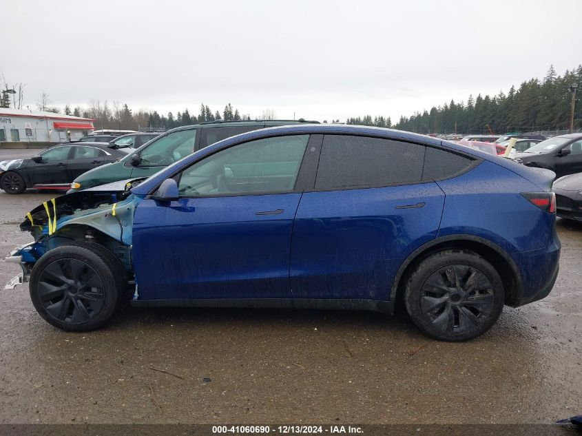 2024 Tesla Model Y Long Range Dual Motor All-Wheel Drive VIN: 7SAYGDEE7RF115562 Lot: 41060690