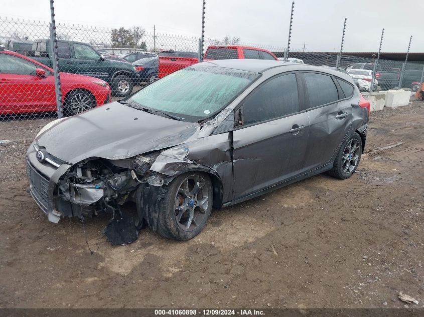 VIN 1FADP3K2XDL253866 2013 Ford Focus, SE no.2