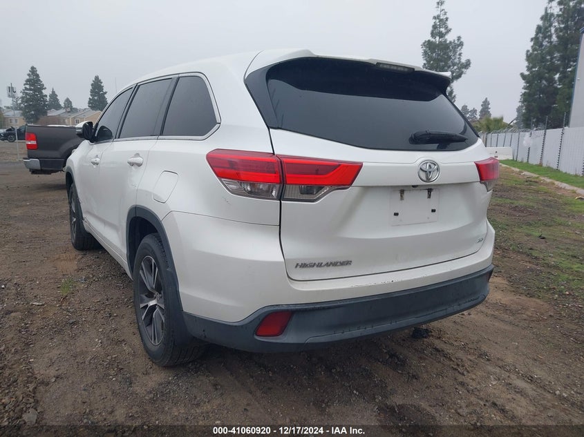 Vin: 5tdbzrfh9hs429033, lot: 41550882, toyota highlander le 20173