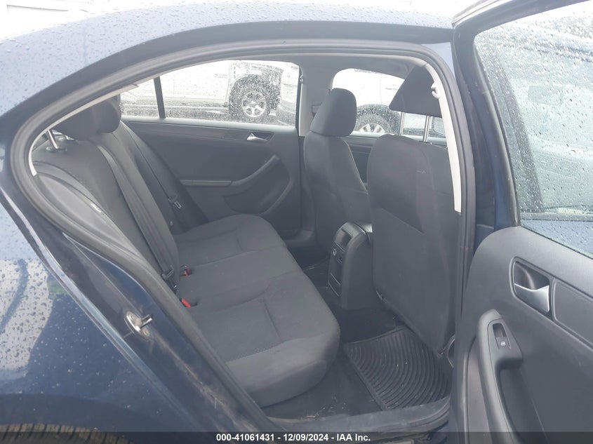2014 VOLKSWAGEN JETTA VIN: 3VW2K7AJ0EM329849